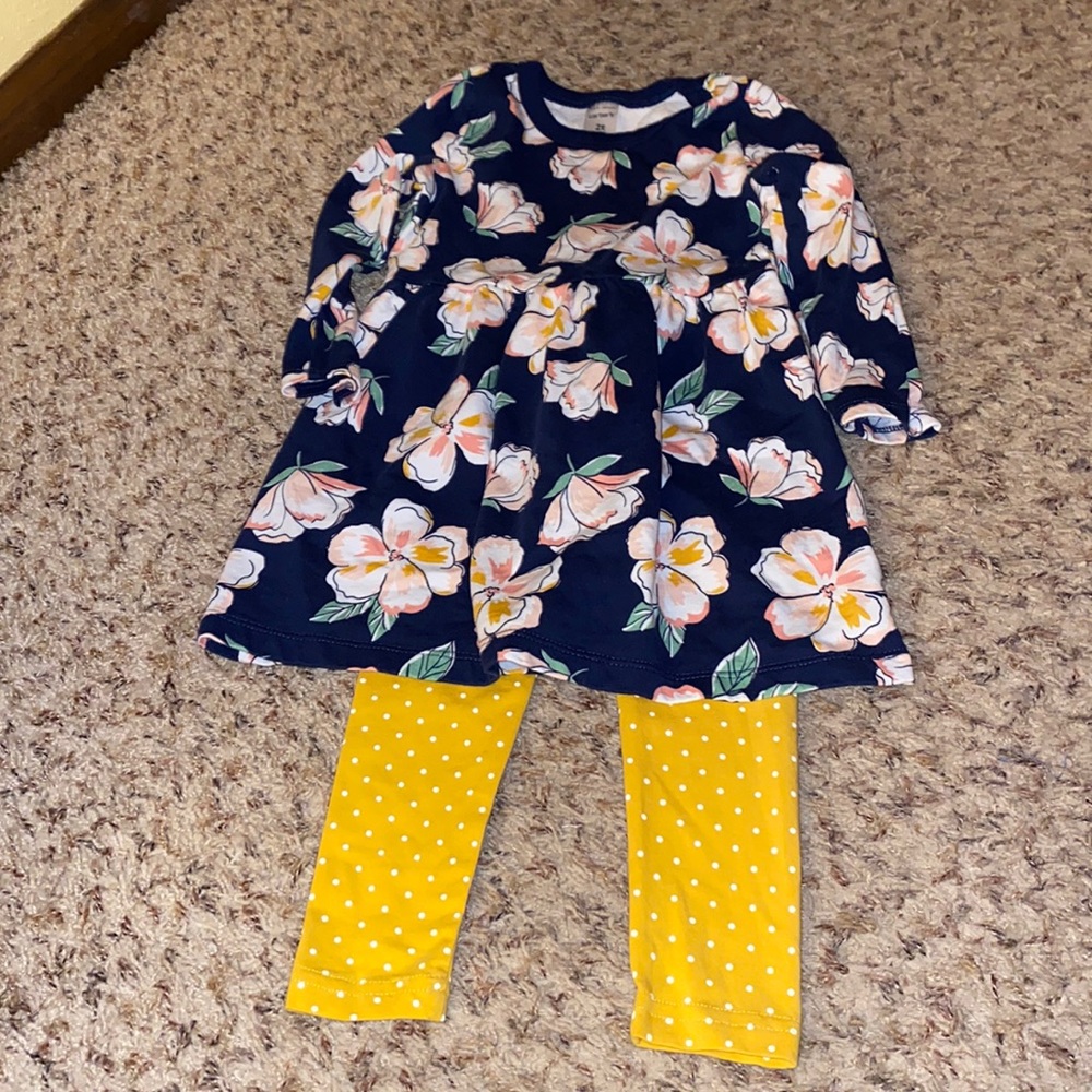Tunic long sleeve top with leggings